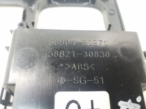 LEXUS GS (2011–2017) Salongi konsooli muu osa 5880430E70 - 3