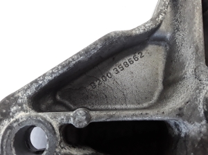RENAULT Espace IV (2002–2014) Engine bracket 8200358662 - 2