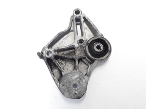 RENAULT Espace IV (2002–2014) Engine bracket 8200358662 - 3