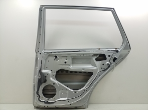 Mercedes Benz C-Class 203 (2000–2007) Rear side doors A2037301205 - 3