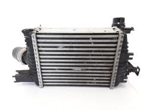  Intercooler radiator 