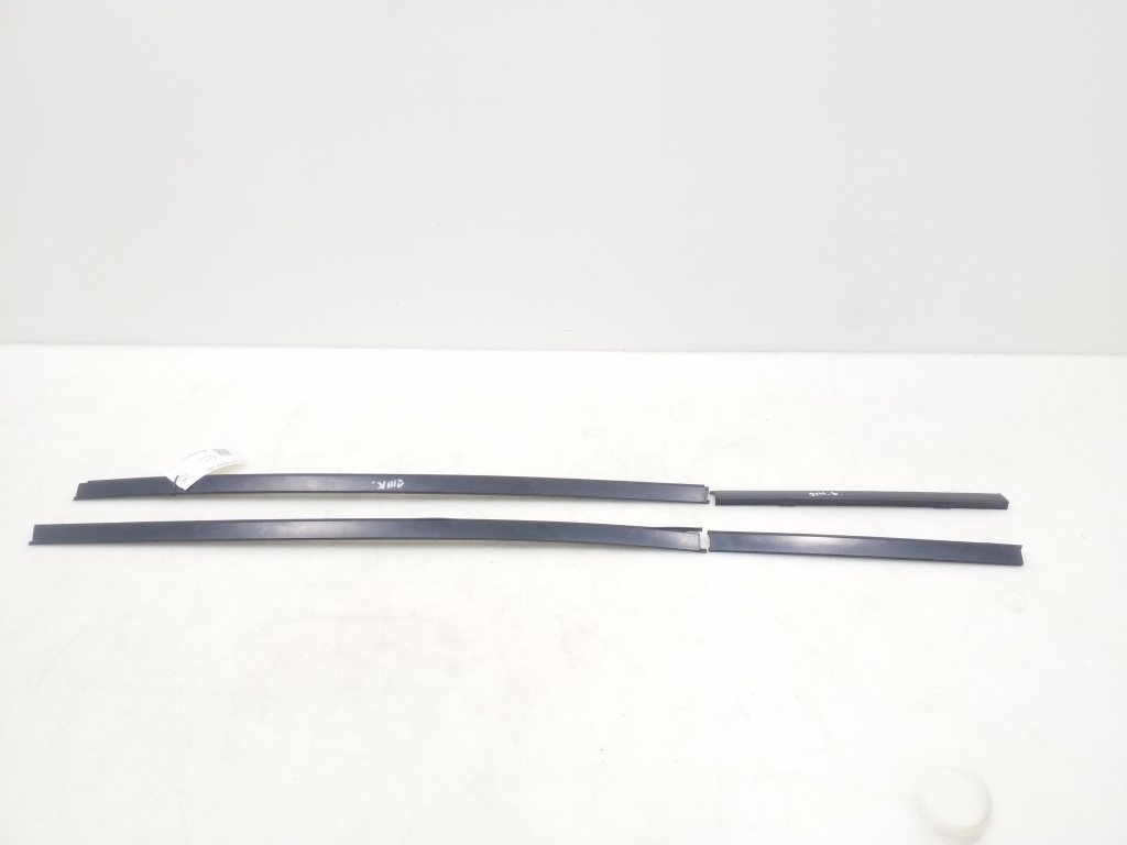 MERCEDES-BENZ C-Class W203/S203/CL203 (2000-2008) Right Side Roof Strip Trim 21003424