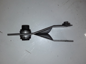 Engine bracket - 8200250743