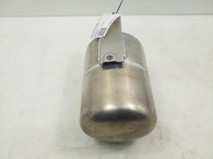  Shock absorber expansion tank 