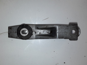 Engine bracket - 8200400177