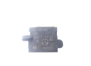 Mercedes Benz R-Class 251 (2006–2017) Airbag sensor A0038202926 - 2