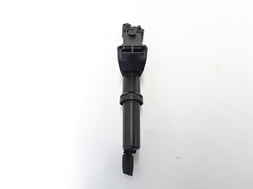 VOLVO V50 1 generation (2003-2012) Spălator faruri dreapta 31253730 22310688