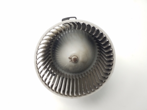 Heizungsgebläsemotor - 8727000870