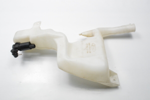 Front washer fluid reservoir - 8A6117B613AD