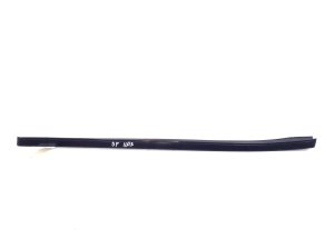   Windscreen strut outer 