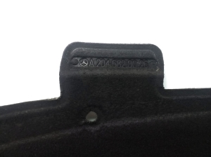 Mercedes Benz C-Class 204 (2007–2014) Kapoti heliisolatsioon A2046820026 - 2