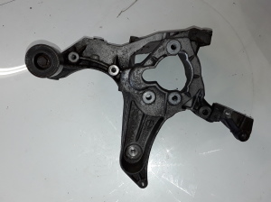 RENAULT Laguna I (1993–2001) Lichtmaschinenhalter 7700113574 - 3