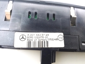 Mercedes Benz R-Class 251 (2006–2017) Parkimissüsteemi ekraan A0015423723 - 2