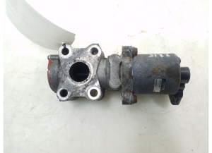  EGR valve 