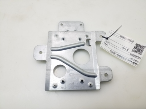 Sonstiger Halter - A2518272214