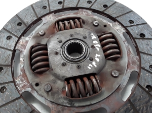  Clutch plate 