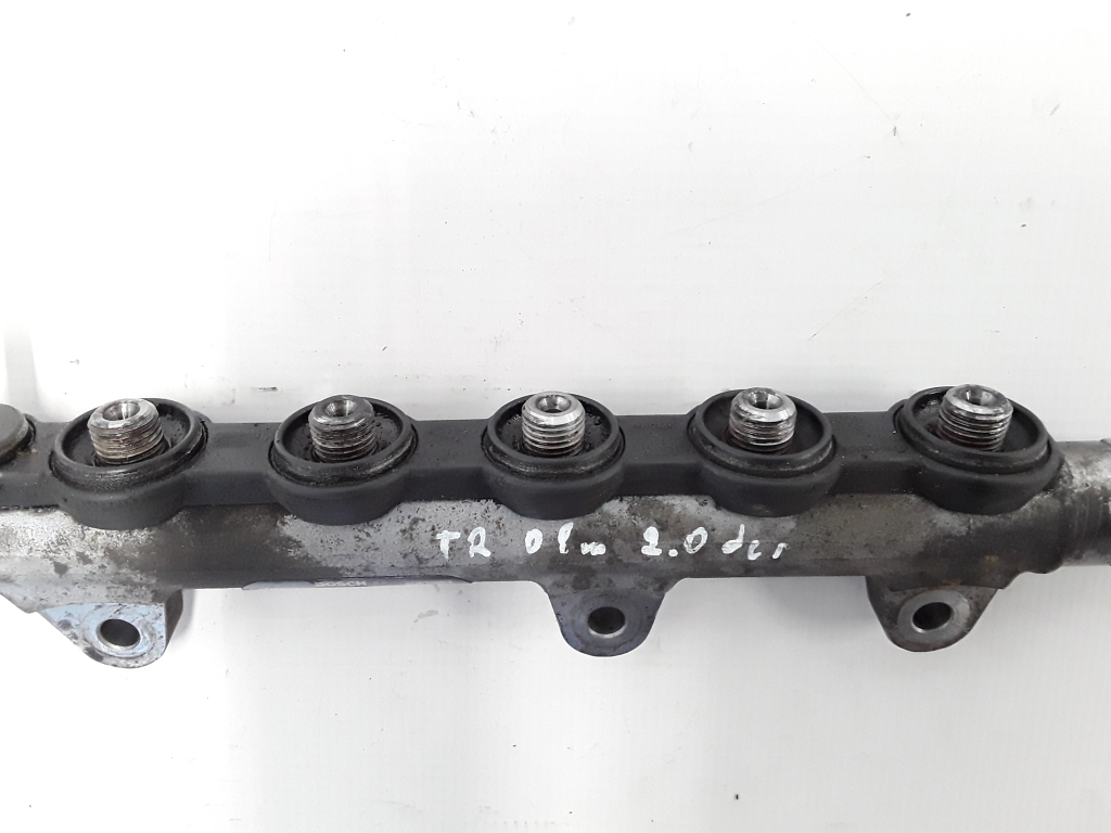 RENAULT Trafic 2 generation (2001-2015) Fuel Rail 8200661279 22310568