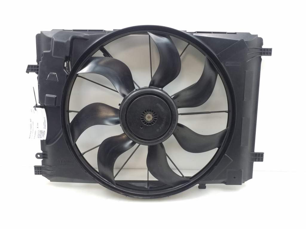 MERCEDES-BENZ A-Class W176 (2012-2018) Engine Cooling Fan Radiator A2465000064 18804114