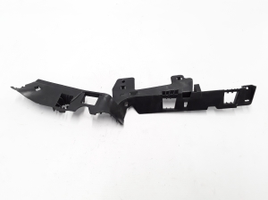 Other bracket - 738210011R