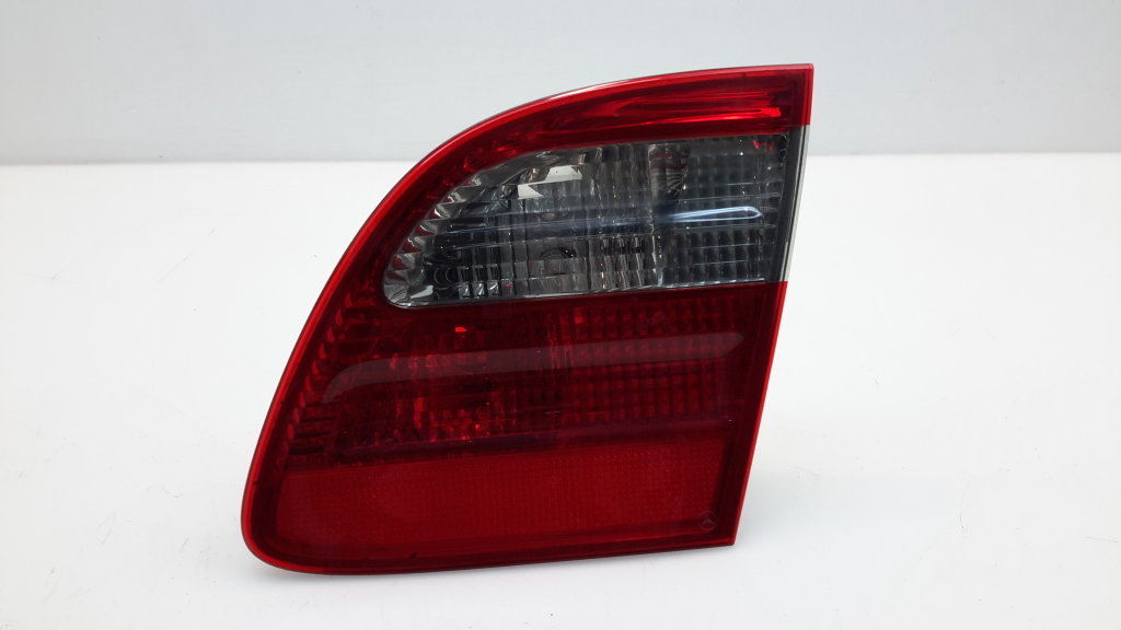 MERCEDES-BENZ E-Class W211/S211 (2002-2009) Right Side Tailgate Taillight A2118203064 20974939