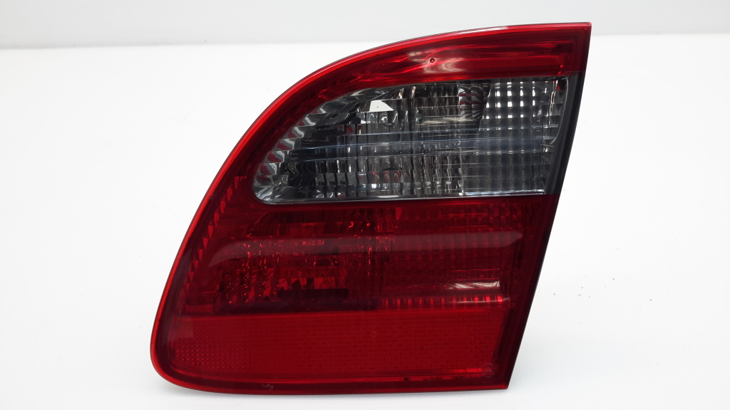 MERCEDES-BENZ E-Class W211/S211 (2002-2009) Right Side Tailgate Taillight A2118203064 20974938