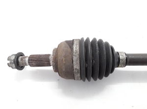 RENAULT Modus (2004–2012) Front drive shaft and its parts 8200618111 - 4
