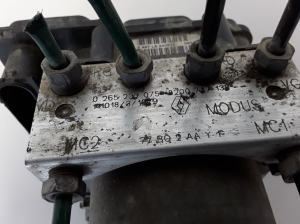 RENAULT Modus (2004–2012) ABS Steuergerät 8200747138 - 3