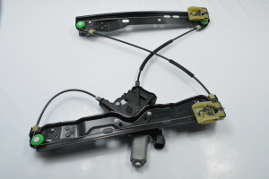 Land Rover Range Rover IV (2012–2026) Priekšējo durvju logu pacēlājs un tā daļas 918957102 - 5