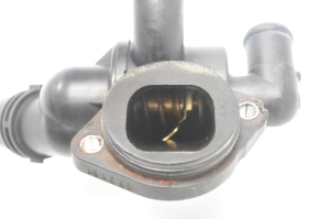 AUDI A4 B8 (2007–2016) Thermostat 03L121111AD - 2