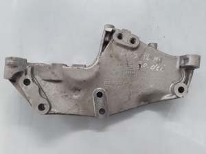 Motorhalter - 8200741758