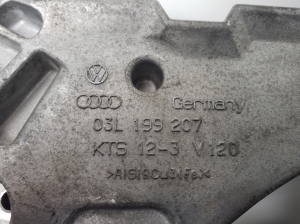 Volkswagen Passat B7 (2010–2014) Engine bracket 03L199207 - 2