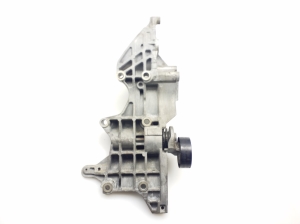 Volkswagen Passat B7 (2010–2014) Support de compresseur de climatisation 03L903143Q - 2