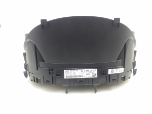 Mercedes Benz A-Class 176 (2012–2018) Instrument cluster A1769008403 - 3
