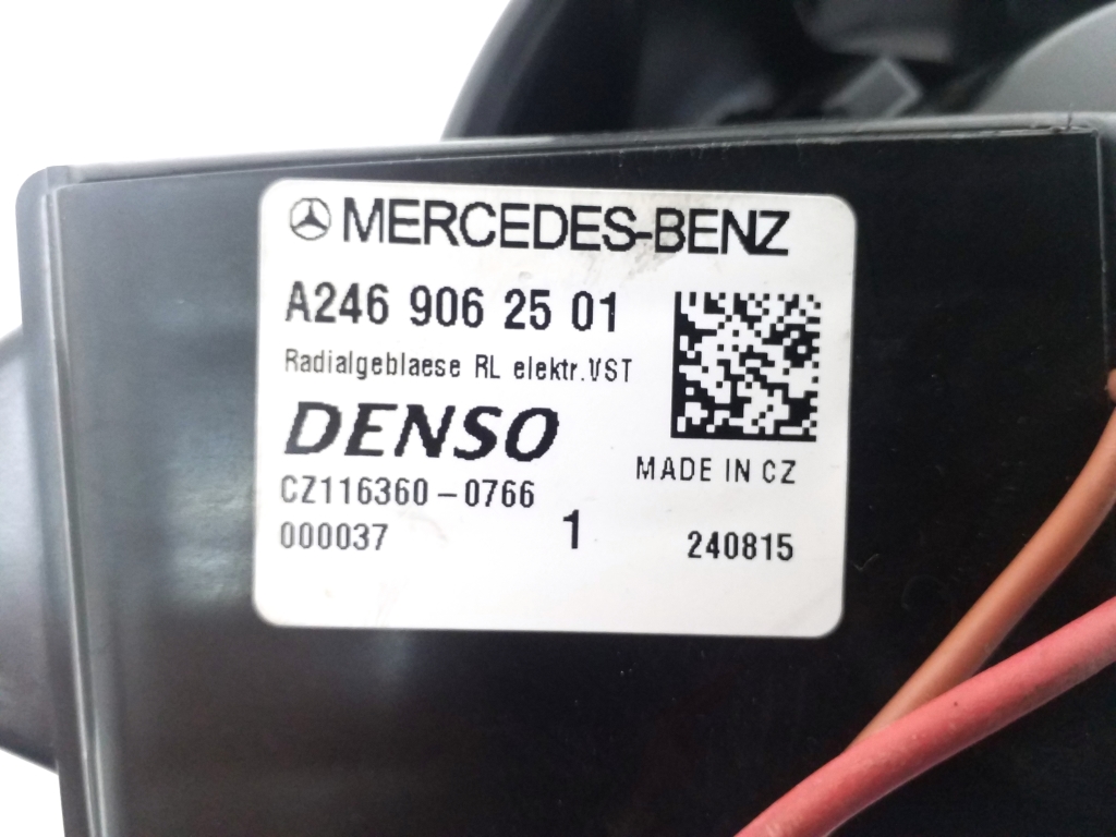 MERCEDES-BENZ A-Class W176 (2012-2018) Fűtésventilátor A2469062501 21003522