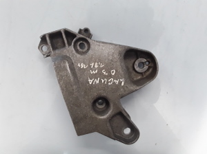 RENAULT Laguna II (2001–2007) Engine bracket 8200027116 - 2