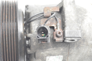 Kia Venga (2010–2018) A/C compressor F500YN9AA01 - 3