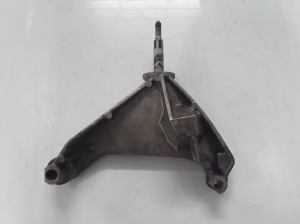 RENAULT Laguna II (2001–2007) Getriebehalter 8200013682 - 2