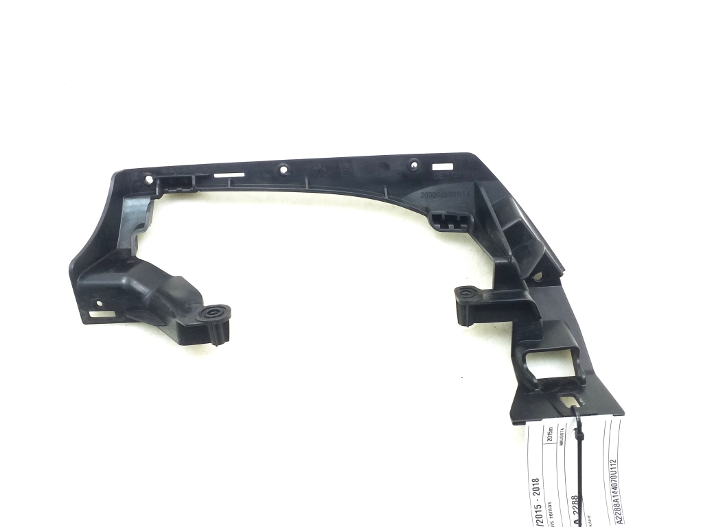 MERCEDES-BENZ A-Class W176 (2012-2018) Rear Bumper Middle Bracket Mount A1768856700 21003496