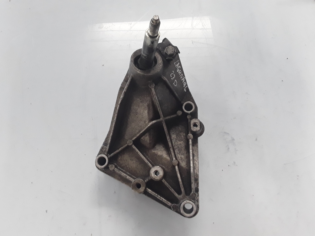 RENAULT Laguna I (1993–2001) Getriebehalter 7700818582 RENAULT Laguna I (1993–2001) Getriebehalter 7700818582