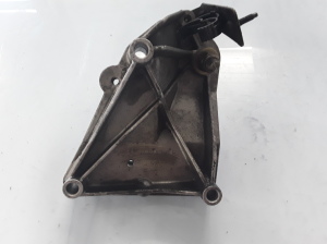 RENAULT Laguna I (1993–2001) Getriebehalter 7700818582 - 2
