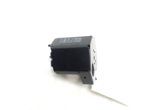 Mercedes Benz C-Class 204 (2007–2014) Muu kinnitus A2045456740 - 2