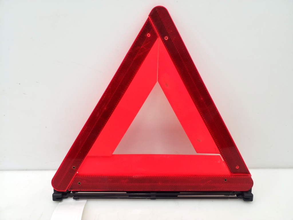 MERCEDES-BENZ C-Class W204/S204/C204 (2004-2015) Warning Triangle A2118900397 21003467