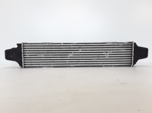  Starpdzesētāja radiators 