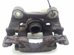  Rear brake caliper 