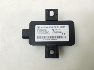 Mercedes Benz A-Class 176 (2012–2018) Tire pressure control module A0009003704 - 2