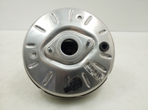 Mercedes Benz A-Class 176 (2012–2018) Pidurivõimendi A2464301330 - 2