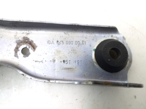 Mercedes Benz A-Class 176 (2012–2018) Other bracket A6450900041 - 4