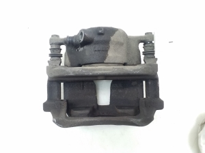 Mercedes Benz A-Class 176 (2012–2018) Eesmine pidurisadul A0004217381 - 3
