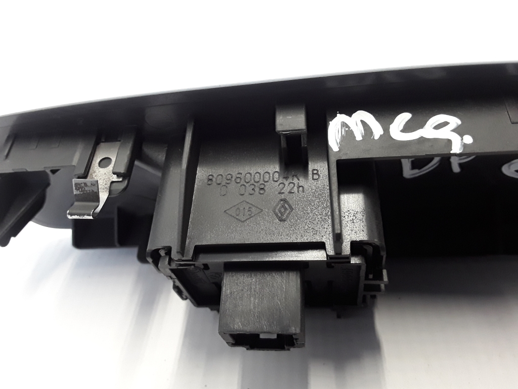 RENAULT Megane 3 generation (2008-2020) Front Right Door Window Switch 809600004R 22311168