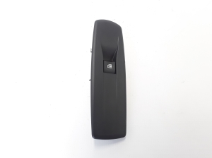 Front door glass switch - 809600004R